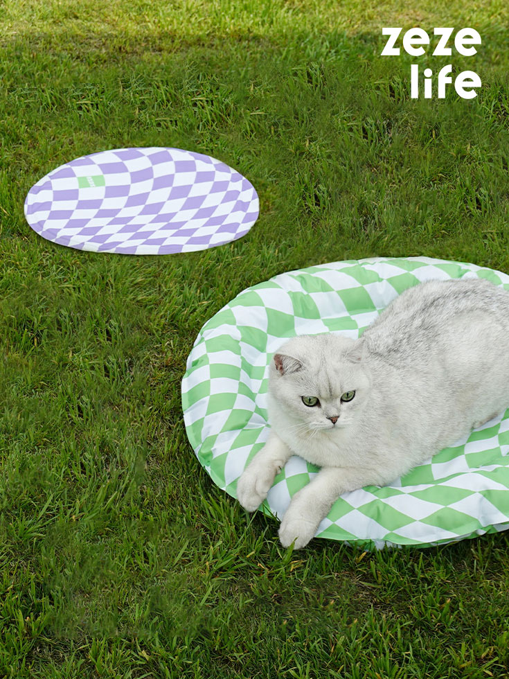 Checkerboard Pattern Pet Cooling Mat