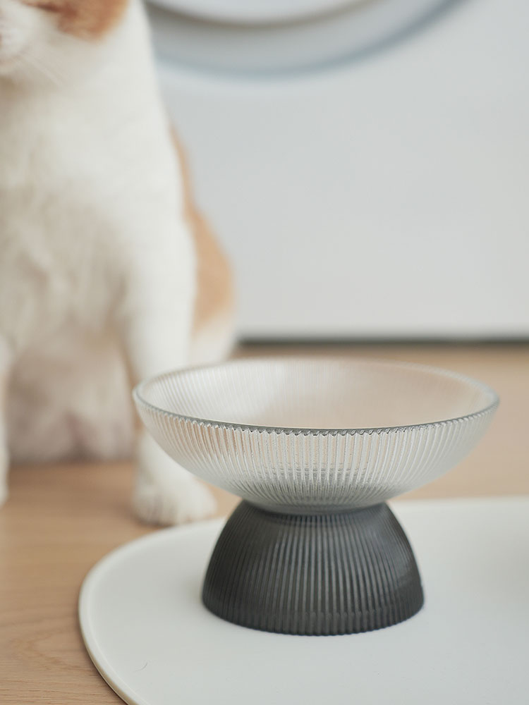 White & Black Glass Cat Bowls