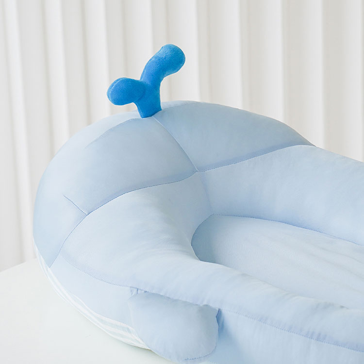 Whale Cooling Cat Bed