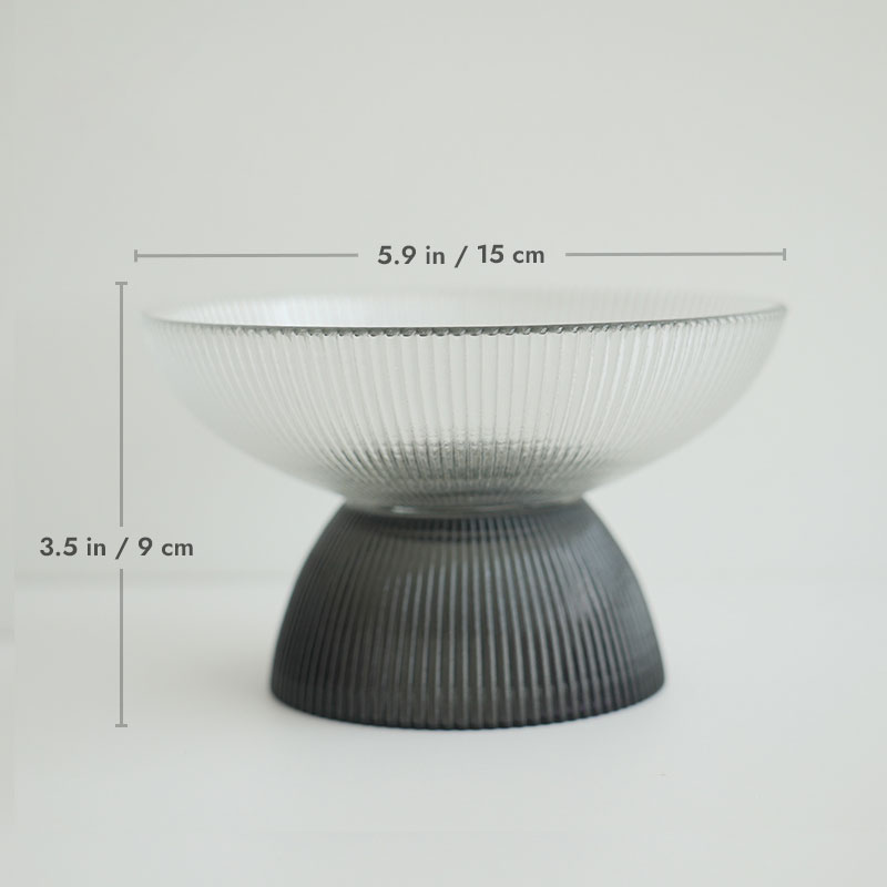 White & Black Glass Cat Bowls