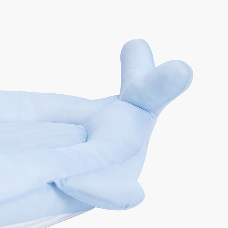 Whale Cooling Cat Bed